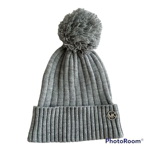 Michael Kors Women gray beanie hat - Picture 1 of 5